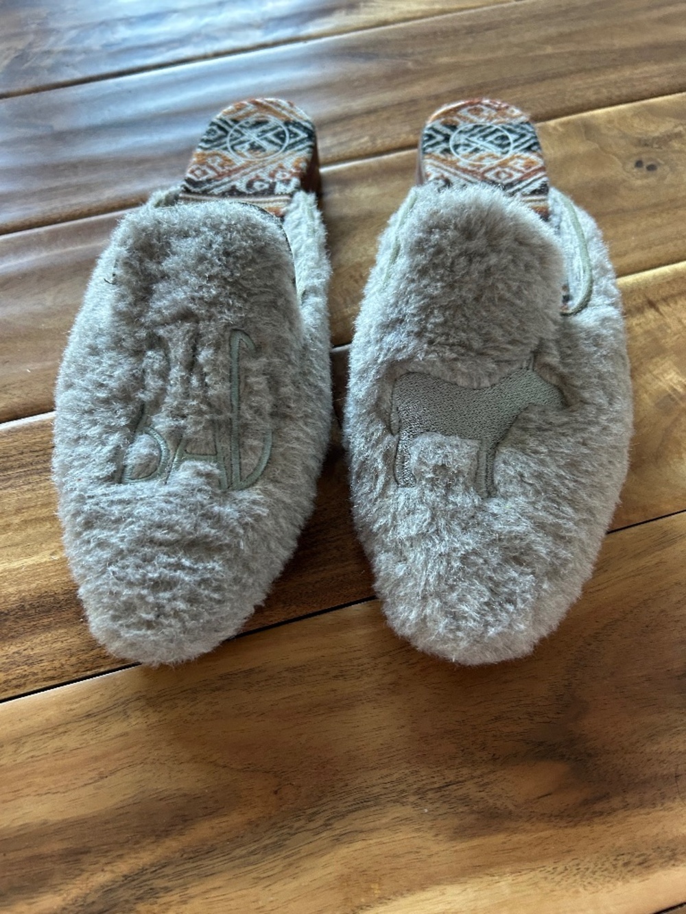 Inkkas fleece mules
